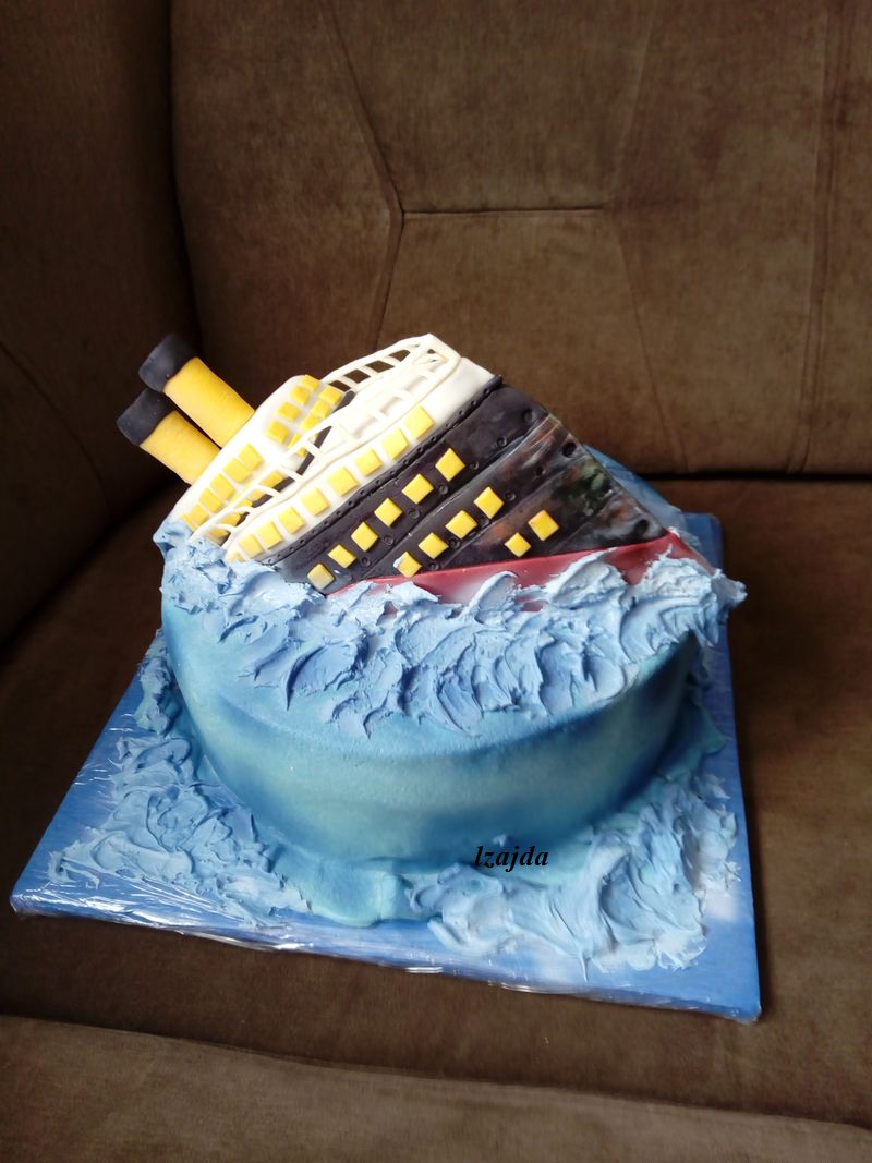 když Titanic tak z části potopený
